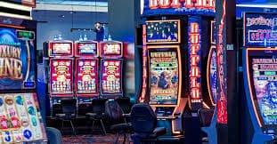 555slots Live Casino နှင့် Slots ဂိမ်းများ